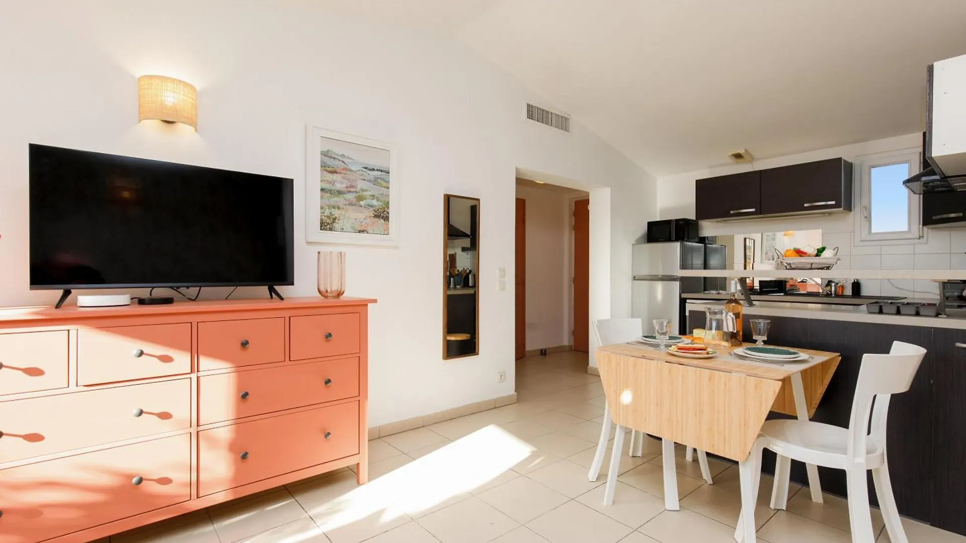 La Petite Grimaud Yourhosthelper 0*,  法国